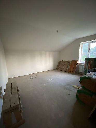 Продажа коттеджей и домов: Уй сатылат дареги ОШМады Чагыр 13-ая улица дом 1 . Уй мансард — 12