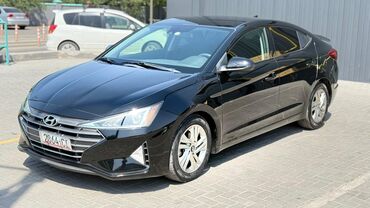 айнек машина: Hyundai Elantra: 2018 г., 2 л, Автоматтык, Бензин, Седан