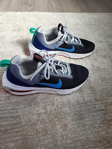 terranova dzemperi: Nike patike – muški/uniseks model sa Air jastučićem u peti u velicini — 1