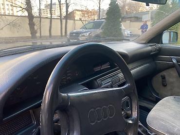 v2: Audi 100: 1991 г., Бензин, Седан — 5