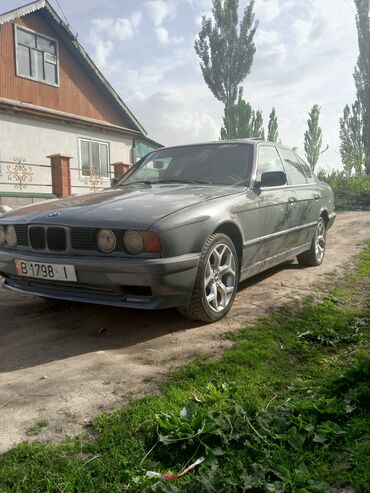 Транспорт: BMW 5 series: 1988 г., 2.5 л, Механика, Бензин, Седан