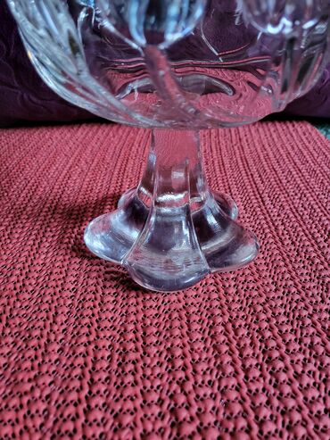 Ostalo posuđe: Bombonijera nova tkz tulipan Walther,Nemacka iz 70ih. Bombonijera na lalafo.rs — 12 Ostalo posuđe: Bombonijera nova tkz tulipan Walther,Nemacka iz 70ih. Bombonijera — 12