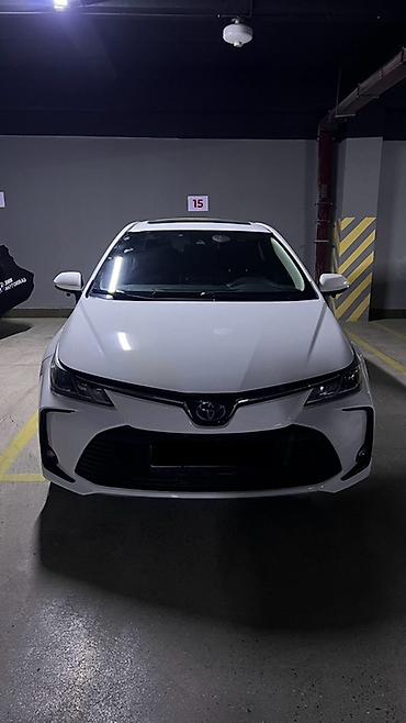 mcv 21: Toyota Corolla: 2020 г., Гибрид, Седан — 3