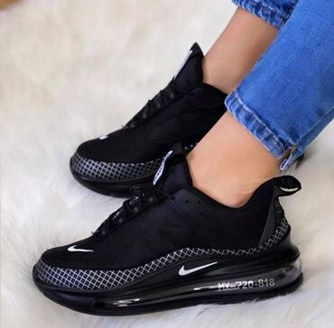 air max command orange: Nike air MX 818 patike
Novo
Brojevi 36 do 46
fb Moja Kupovina 1 na lalafo.rs air max command orange: Nike air MX 818 patike
Novo
Brojevi 36 do 46
fb Moja Kupovina 1