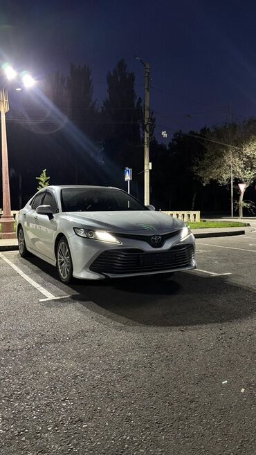 машины 2010 года и выше: Toyota Camry: 2018 г., 2.5 л, Автомат, Бензин, Седан