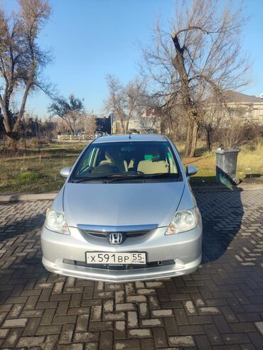 аренду фит: Honda Fit Aria: 2002 г., 1.5 л, Вариатор, Бензин, Седан