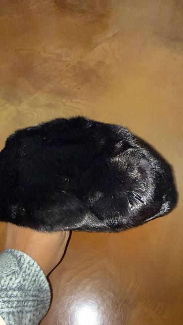 qadın kurkləri: Qadınlar üçün qara norka kürk beret - Material: parlaq, yumşaq tüklü — 2