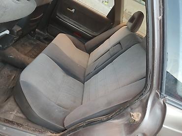 Продажа авто: Mazda 626: 1991 г., 2 л, Механика, Бензин, Универсал — 4