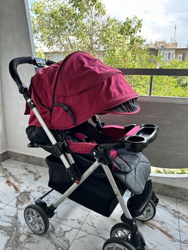 детские коляски для двойни: Коляска, цвет - Розовый, Б/у