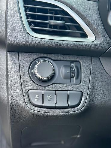 e6 3: Chevrolet Spark: 2019 г., 1 л, Вариатор, Бензин, Хэтчбэк — 5