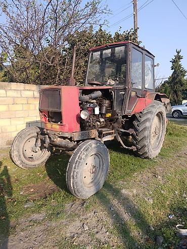 Xüsusiyyətlər: - Qapalı kabina, geniş görünüşlü şüşələr - Ön-arka