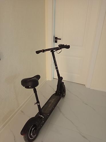 velosiped cube touring pro: Elektrikli skuter – oturacaqlı model - Rəng: qara - Qatlanan sükan və — 1