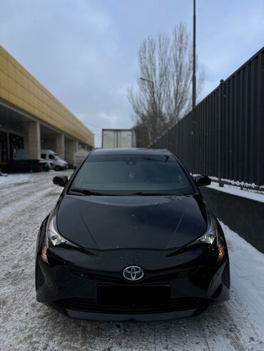 Toyota: Toyota Prius: 2017 г., 1.8 л, Автомат, Гибрид