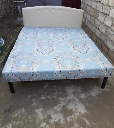 Kravat taza 
Hazırı var 
Çatdırılma münasib qiymata — 1