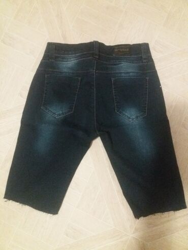 kozne pantalone mona: Novo kratke pantalone