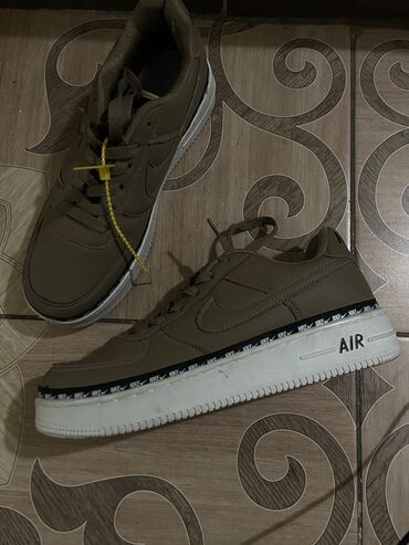 белорусская обувь для проблемных ног: Nike air force 1