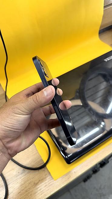 Apple iPhone: IPhone 12, Б/у, 128 ГБ, 93 % — 8