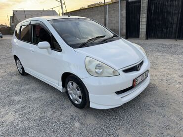 ящик для инструментов в машину: Honda Fit: 2002 г., 1.3 л, Вариатор, Бензин, Хетчбек