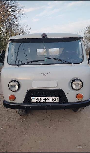 UAZ “Buxa” tipli mikroavtobus - Korpus: ağ rəngli, üç tərəfdən lalafo.az -da UAZ “Buxa” tipli mikroavtobus - Korpus: ağ rəngli, üç tərəfdən