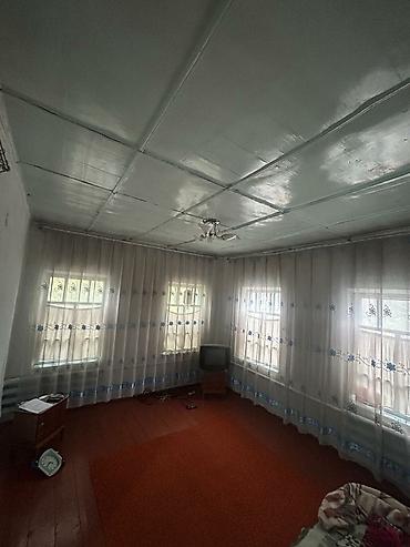 Үйлөрдү сатуу: 5 бөлмө, 80 м², 7 соток, Кара-Балта, Менчик ээси — 6