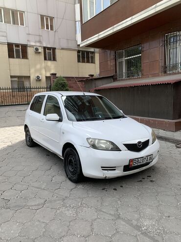 Mazda: Mazda Demio: 2003 г., 1.3 л, Механика, Бензин, Хэтчбэк