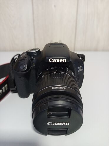 сумка для фотоаппарата canon: Продаю фотоаппарат Canon d600 в отличном состоянии. В комплекте сумка