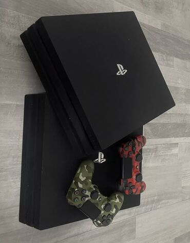 PS4 (Sony PlayStation 4): СРОЧНО ПРОДАЮТСЯ !!! СОСТОЯНИЕ ОТЛИЧНАЯ !!! SONY PLAYSTATION 4 PRO 1 T