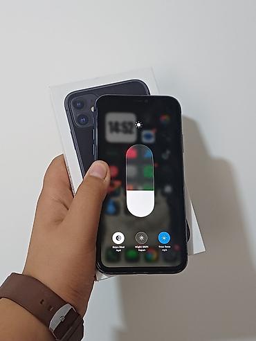 iphone 111: IPhone 11, 64 GB, Qara, Zəmanət, Simsiz şarj, Face ID — 4