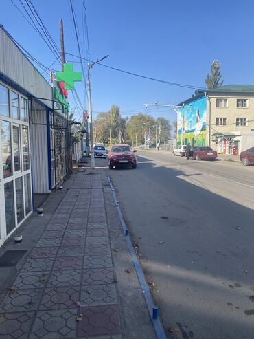 дордой моторс дом: Ресторандар, кафелер