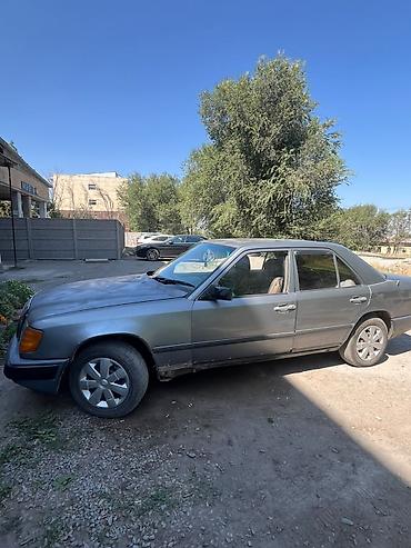 мерс 124 молдинг: Mercedes-Benz W124: 1989 г., 2.3 л, Механика, Газ, Седан — 4