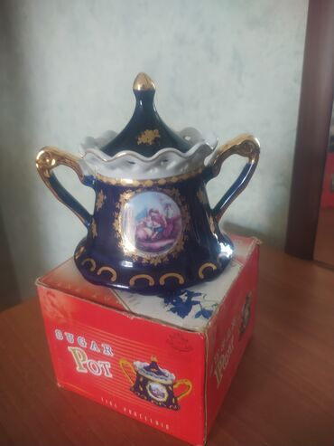 şəkər: Məhsul: Porseleyn şəkər qabı (Sugar Pot) - Material: incə porselen -