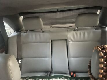 машына тайота камри: Audi A6: 1994 г., 2.6 л, Механика, Газ, Седан