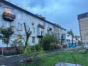 старый толчок квартира: 1 бөлмө, 30 кв. м, 2 кабат, Косметикалык ремонт