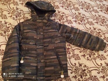 lc waikiki baku uşaq geyimleri: Куртка для мальчика в Идеальном состоянии на возраст 4-5лет. LC
