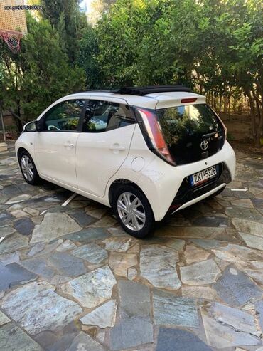 Toyota: Toyota Aygo: 1 l. | 2015 έ. Καμπριολέ — 5