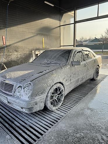 Mercedes-Benz: Mercedes-Benz E-Class: 1997 г., 4.2 л, Автомат, Газ, Седан — 7