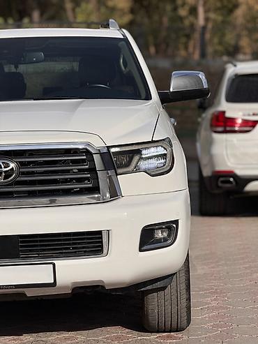 Toyota: Toyota Sequoia: 2017 г., 5.7 л, Автомат, Бензин, Внедорожник — 2