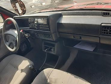крыло пассат: Volkswagen Golf: 1990 г., 1.8 л, Кол менен иштөөчү, Хетчбек — 6