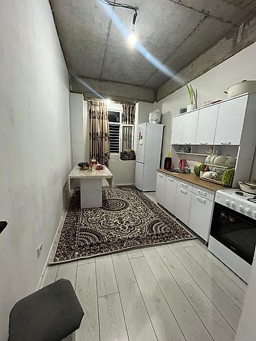 50: 2 комнаты, 68 м², Пишпек Элитка, 5 этаж, Косметический ремонт — 1