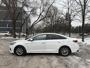 Hyundai: Hyundai Sonata: 2018 г., 2 л, Автомат, Газ, Седан — 2