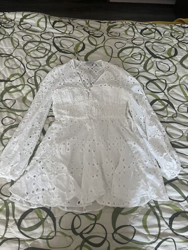 zenske duge jakne sa krznom: Haljina i S veličini, Zara, potpuno nova, plaćena 6500