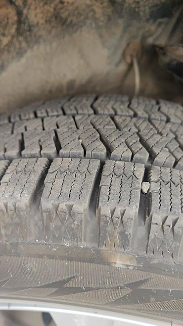bridgestone blizzak: Комплект зимних шин с дисками без варки без шишек идеальные — 3