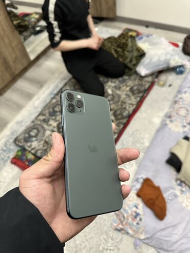 Apple iPhone: IPhone 11 Pro Max, Колдонулган, 64 ГБ, Graphite, Кабель, 78 %