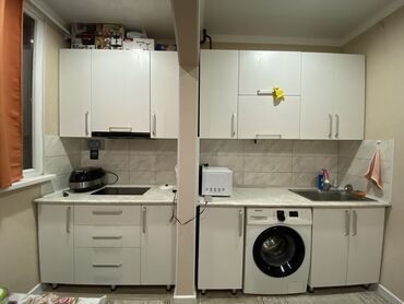 кухонный гарнитур в рассрочку: Кухонный гарнитур, цвет - Белый, Б/у