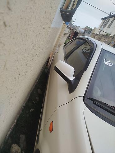 cruze bamper: Peugeot 405: 1.7 l | 2008 il 1000 km Sedan — 3