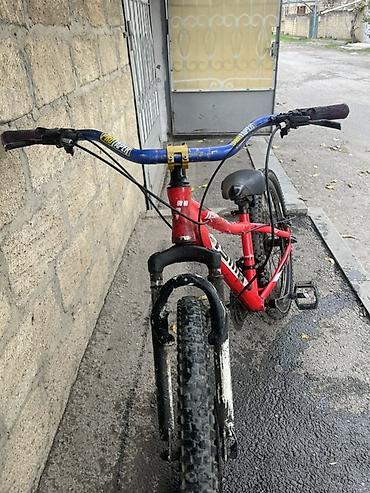 velosiped 20 lük: Qırmızı rəngli dağ velosipedi - Gücləndirilmiş alüminium tipli — 2
