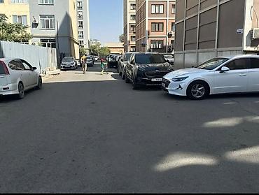 46: Ж. К. Фрунзенец,Садырбаева 1/9, Баха-Гагарина, 46 кв/м. сан, узел — 6