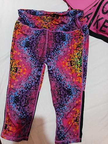 Gornji i donji deo: Sportski komplet za trening – 3 dela - Sportski grudnjak/kratki top u — 14