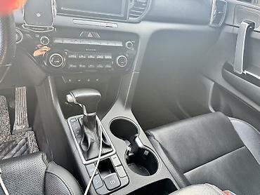 Kia: Kia Sportage: 2018 г., 2 л, Автомат, Дизель, Кроссовер — 3