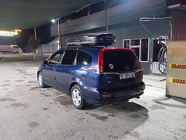 Унаа сатуу: Honda Stream: 2001 г., 2 л, Кол менен иштөөчү, Бензин, Вэн/Минивэн — 4